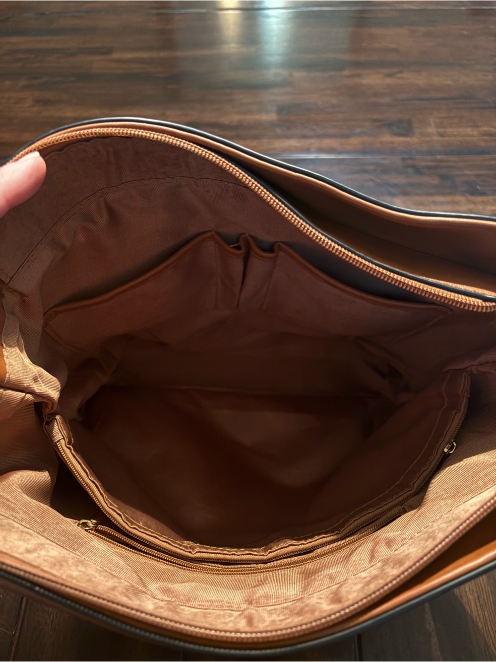 Women’s Two-Tone Shoulder Bag - Brown & Yellow, Gold Hardware - Picture 4 of 10
